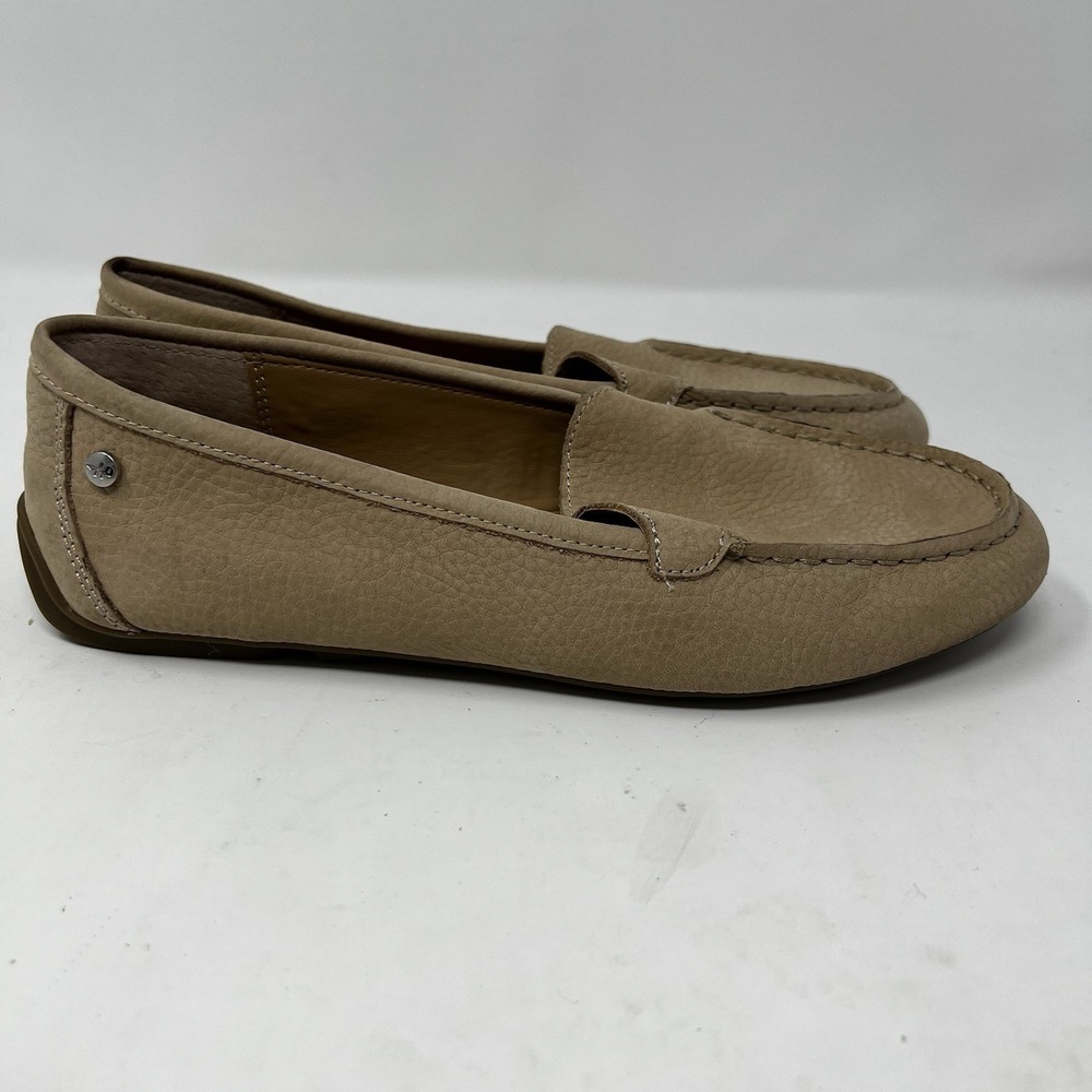 Women's Hush Puppies Ozzie Beige Loafers Size 7M